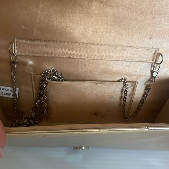 Gold pleated rectangular crystal encrusted fold over clutch evening bag - Picture 8 of 11